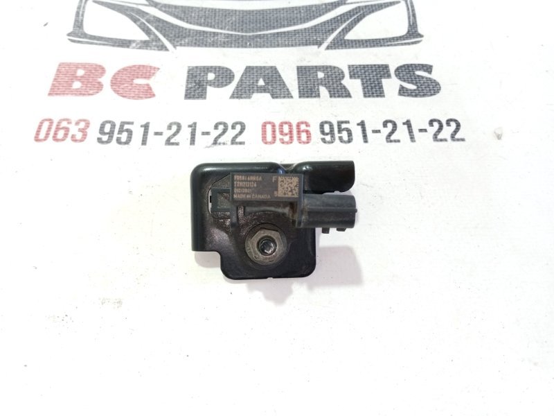 Датчик удара передний Nissan Rogue 2021 T33 2.5 985816RR0A Б/У
