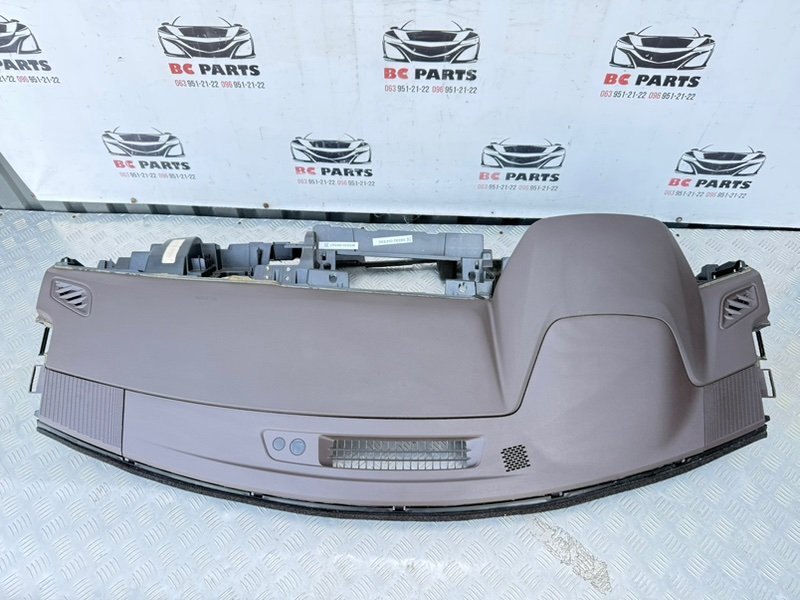 Торпедо Nissan Rogue 2021 T33 2.5 68200-6RR2A Б/У