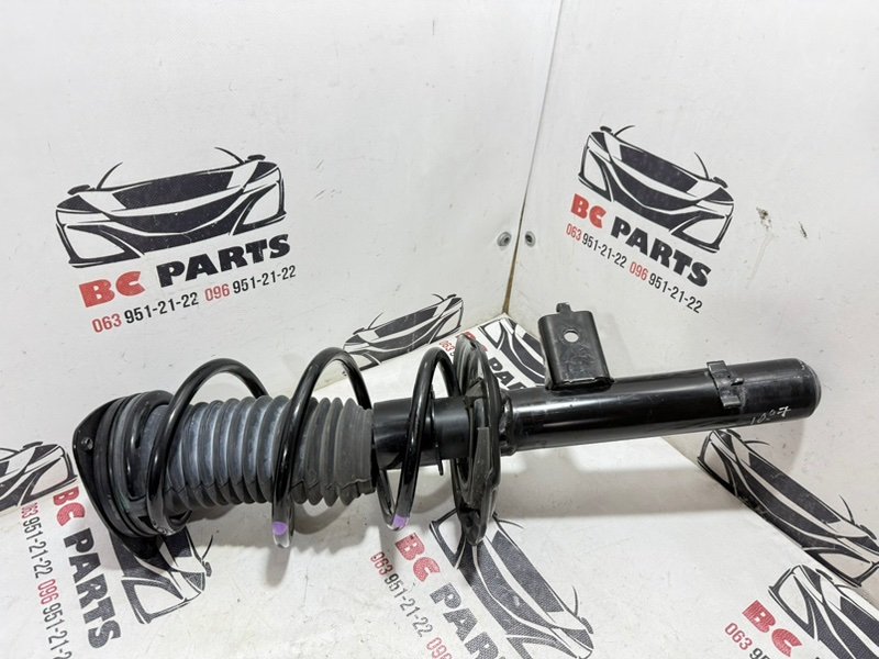 Стойка подвески передняя левая Rogue 2023 T33 1.5