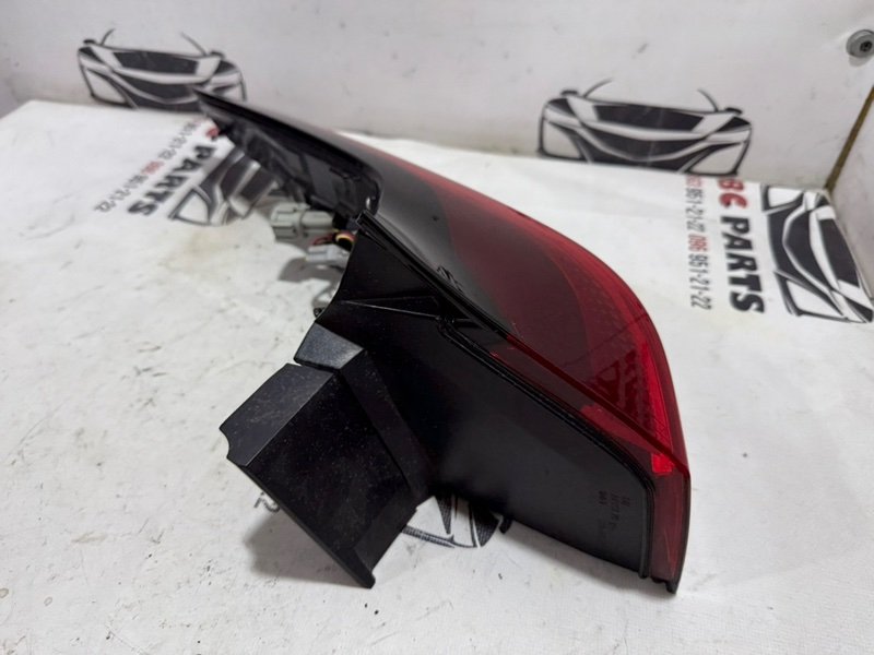Фонарь наружный (в крыло) задний правый Rogue 2024 T33 1.5