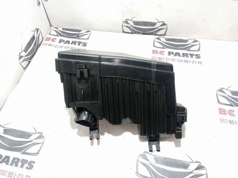 Корпус блока предохранителей Nissan Rogue 2021 T33 2.5 284B9-6RA0A Б/У