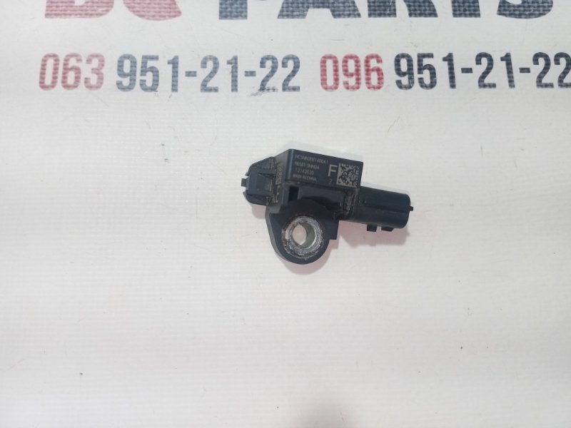 Датчик удара передний Nissan Rogue 2021 T33 2.5 985815NN0A Б/У
