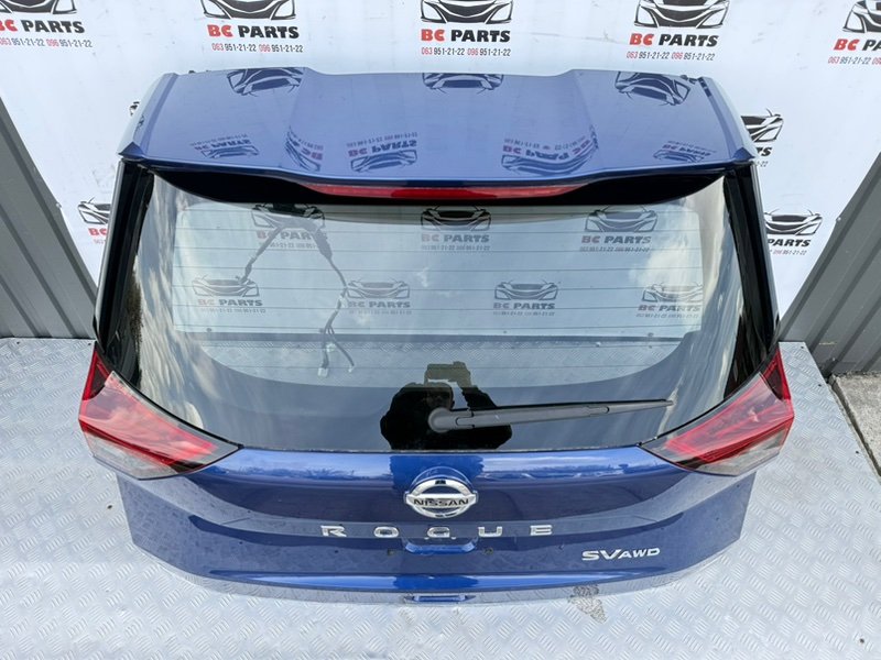 Крышка багажника Nissan Rogue T33 2.5
