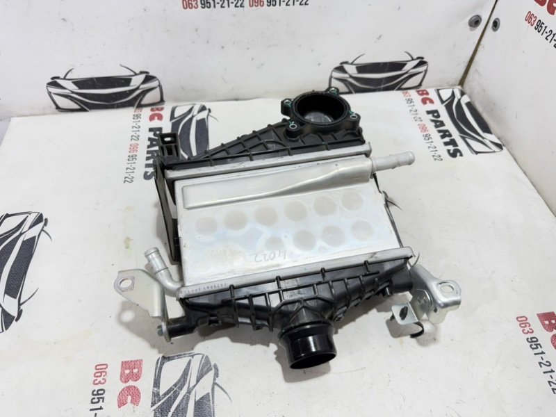Радиатор интеркуллера Nissan Rogue 2023 T33 1.5 14461-6RC0C Б/У