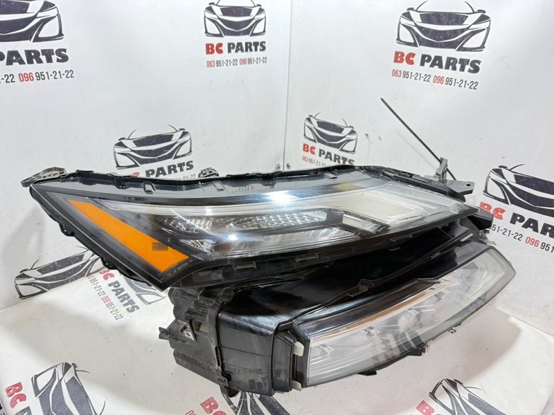 Фара Led передняя правая Nissan Rogue 2020 T33 2.5 26010-6RR0A Б/У