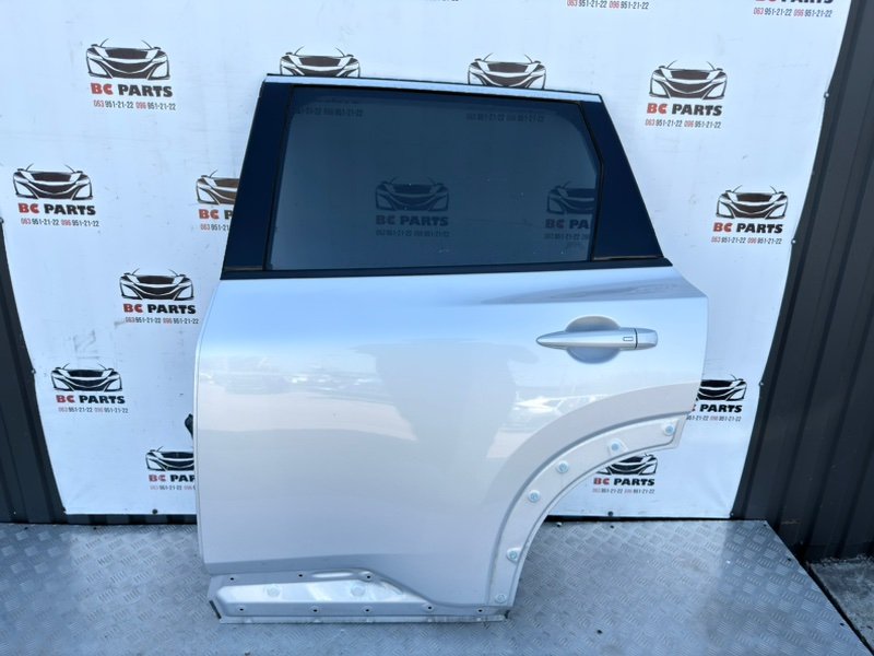 Дверь боковая задняя левая Nissan Rogue 2020 T33 2.5 Б/У