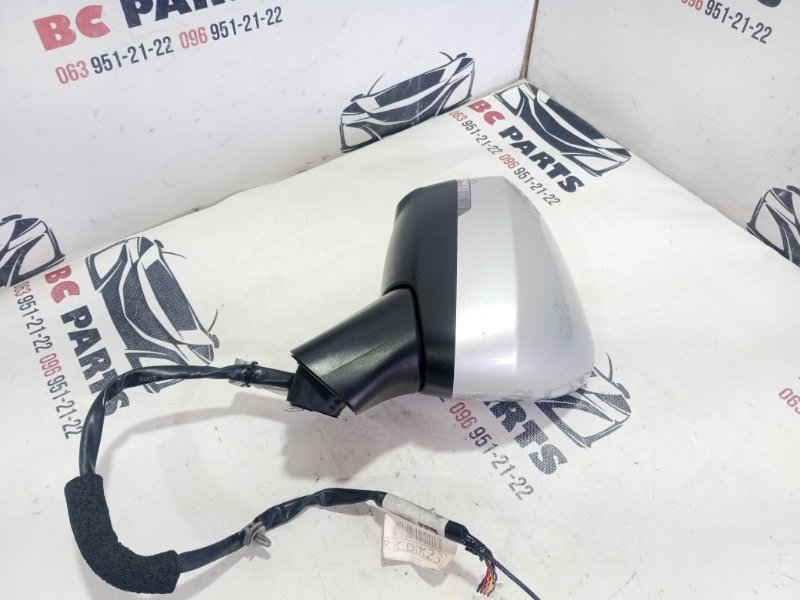 Зеркало заднего вида боковое правое Nissan Rogue T33 2.5