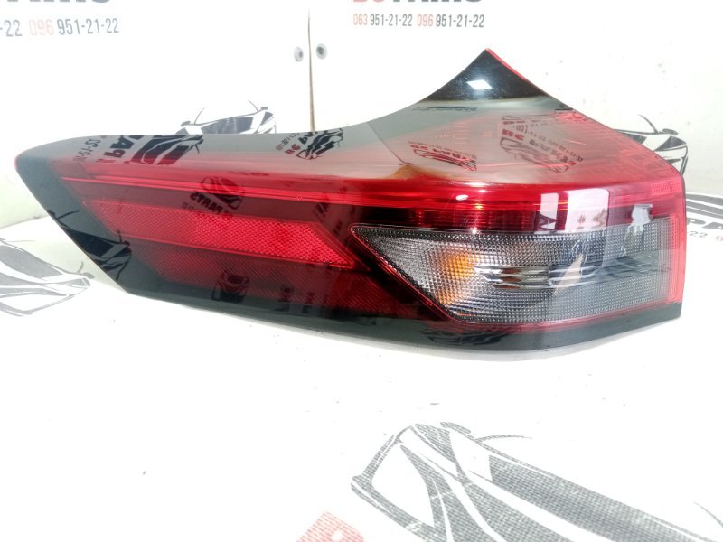 Фонарь наружный (в крыло) задний левый Rogue 2022 T33 1.5