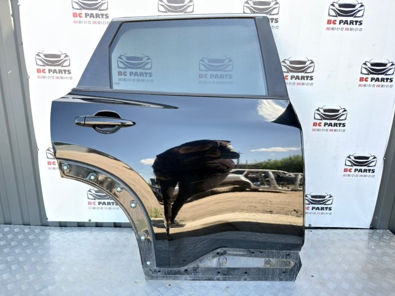 Дверь боковая задняя правая Nissan Rogue 2022 T33 1.5 Б/У