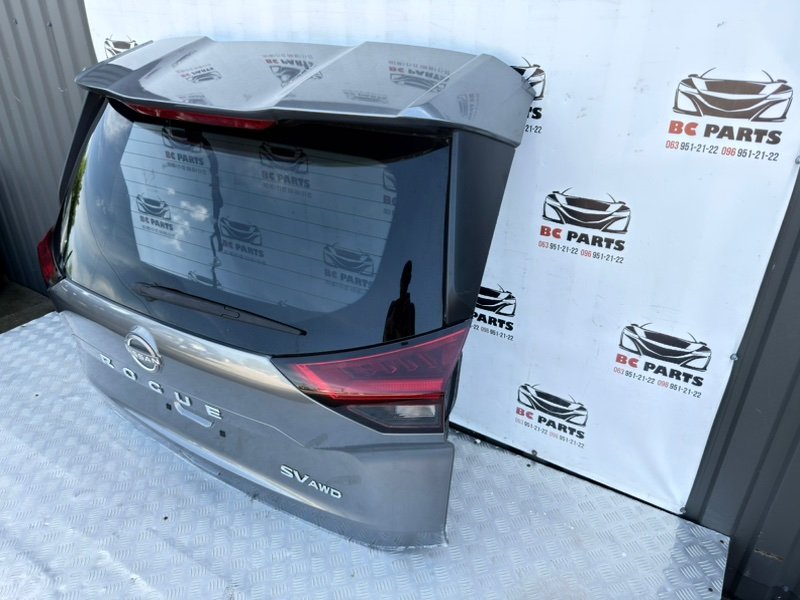 Крышка багажника Nissan Rogue T33 1.5
