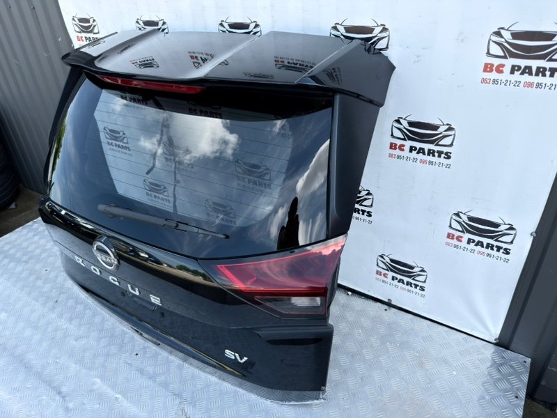 Крышка багажника Nissan Rogue T33 1.5