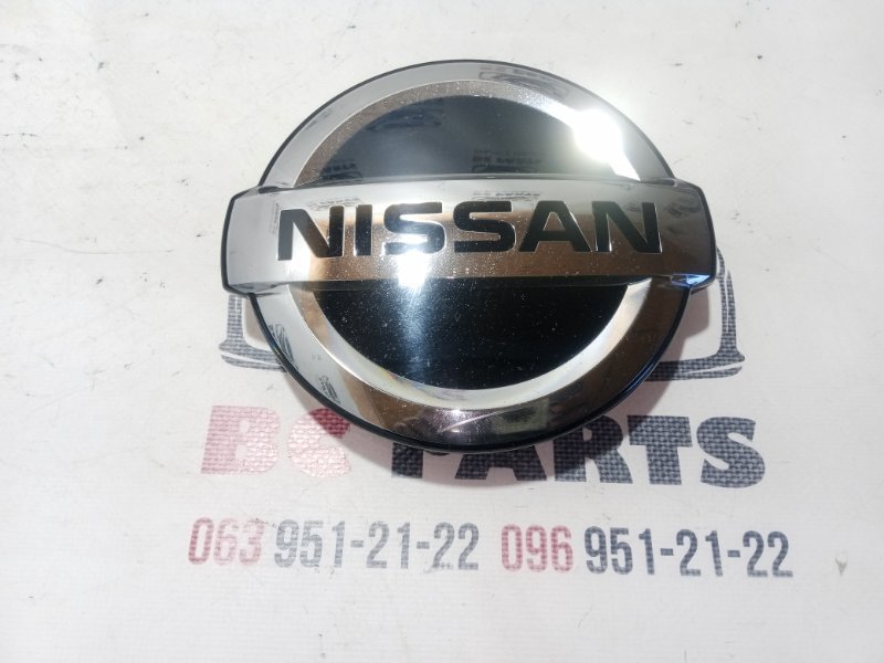 Эмблема передняя Nissan Rogue 2021 T33 2.5 628906RA0A Б/У