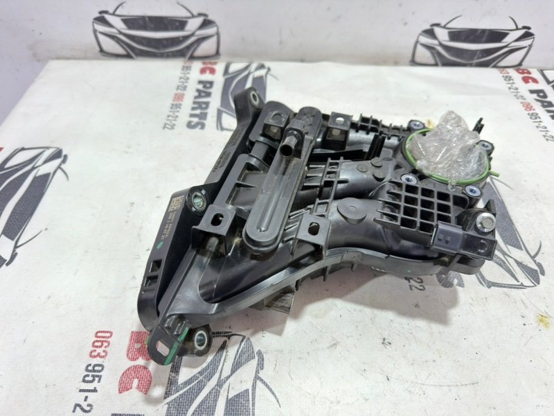 Коллектор впускной Nissan Rogue T33 1.5
