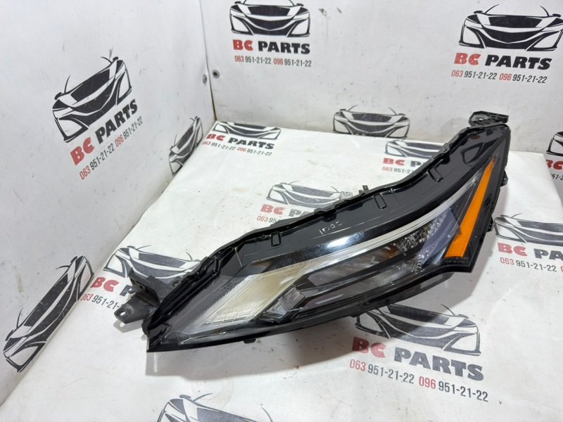 Фара Led передняя левая Nissan Rogue T33 1.5