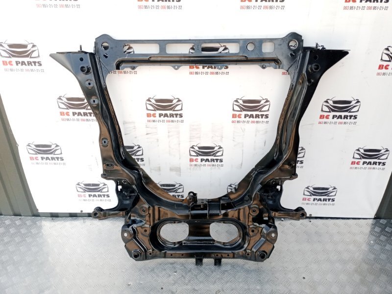 Подрамник передний Nissan Rogue T33 1.5