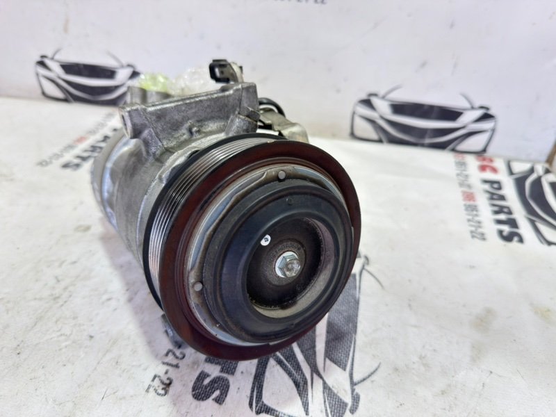 Компрессор кондиционера Nissan Rogue T33 2.5 Компрессор кондиционера Nissan Rogue T33 2.5