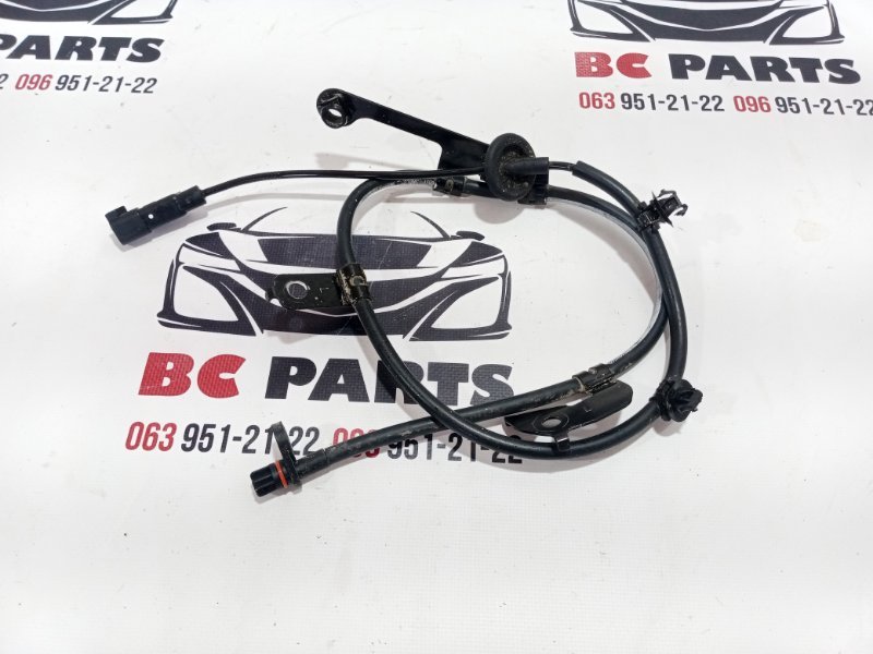 Датчик ABS задний левый Mitsubishi Outlander 2020 2.0 4670B313 Б/У