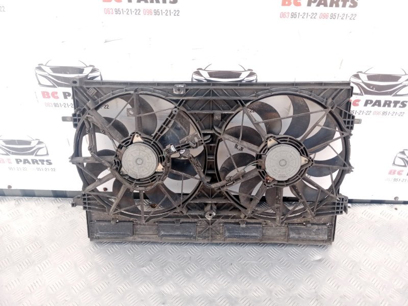 Запчасть диффузор радиатора Nissan Rogue 2021 T33 2.5 214816RA0A Б/У Диффузор радиатора Nissan Rogue 2021 T33 2.5 214816RA0A Б/У
