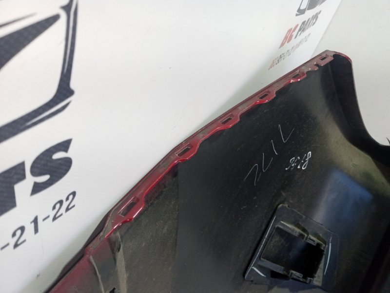 Клык бампера задний правый Rogue 2021 T33 2.5
