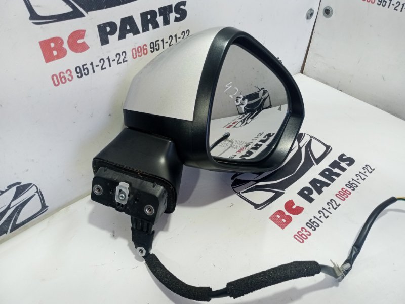 Зеркало заднего вида боковое правое Nissan Rogue 2022 T33 1.5 96301-6RR1B Б/У