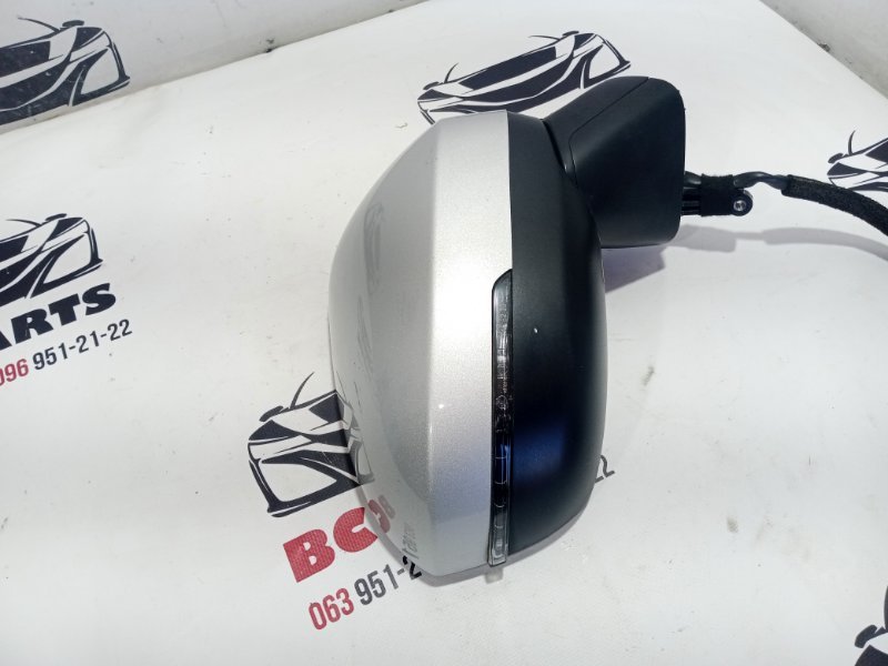 Зеркало заднего вида боковое правое Rogue 2022 T33 1.5