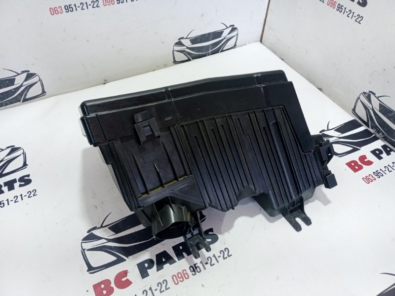 Корпус блока предохранителей Nissan Rogue 2022 T33 1.5 284B9-6RA0A Б/У