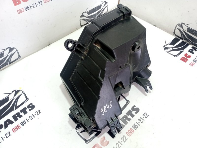 Корпус блока предохранителей Nissan Rogue 2021 T33 2.5 284B9-6RA0A Б/У