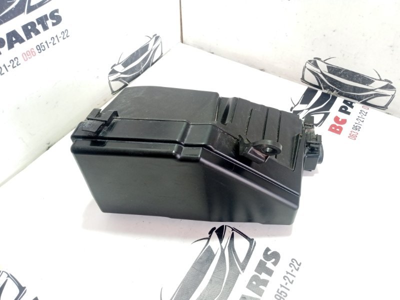 Корпус блока предохранителей Rogue 2021 T33 2.5