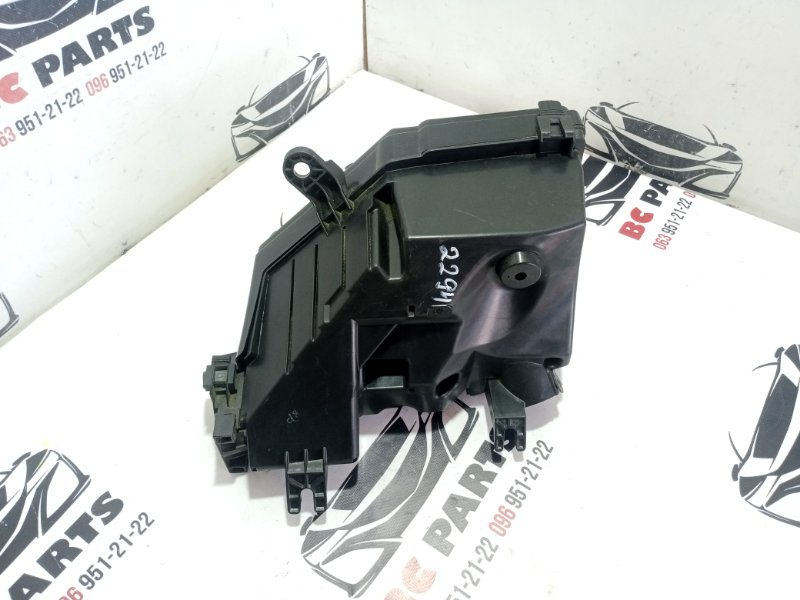 Корпус блока предохранителей Nissan Rogue 2021 T33 2.5 284B9-6RA0A Б/У