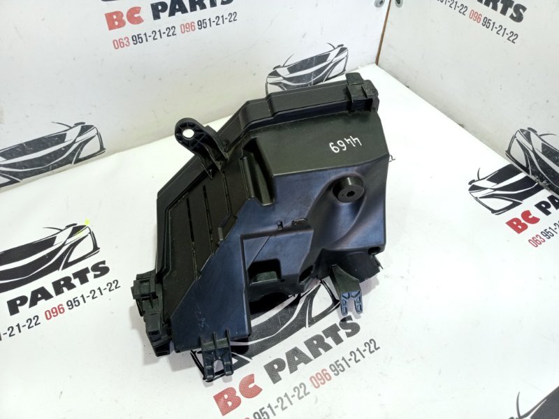 Корпус блока предохранителей Nissan Rogue 2021 T33 2.5 284B9-6RA0A Б/У