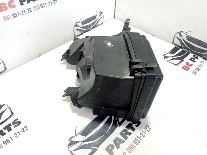 Корпус блока предохранителей Rogue 2022 T33 1.5