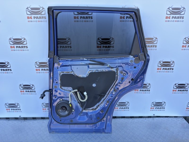 Дверь боковая задняя правая Rogue 2021 T33 2.5
