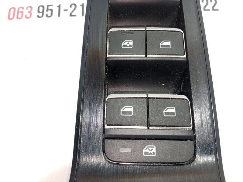 Блок управления стеклоподъемниками передний левый Nissan Rogue T33 1.5