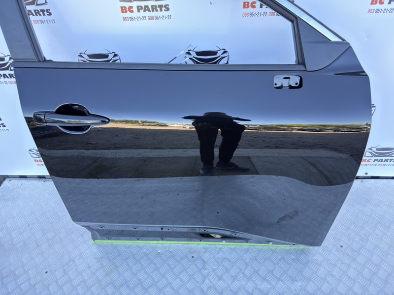 Дверь боковая передняя правая Nissan Rogue T33 1.5