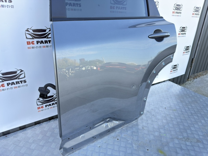 Дверь боковая задняя левая Nissan Rogue T33 1.5
