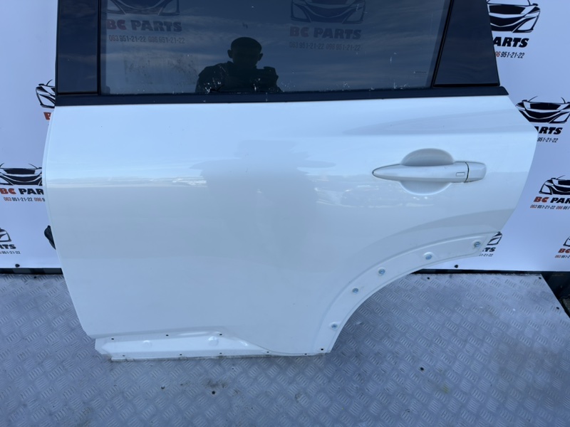 Дверь боковая задняя левая Nissan Rogue T33 2.5
