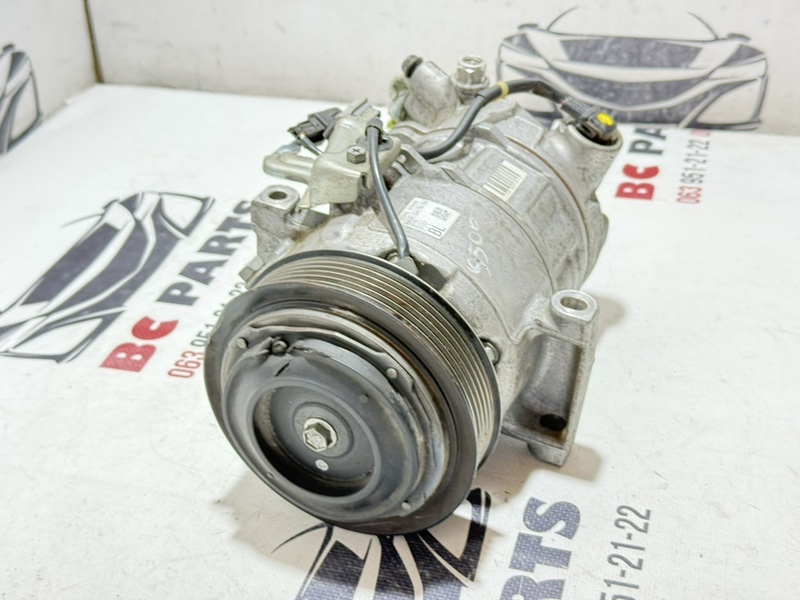 Компрессор кондиционера Nissan Rogue T33 2.5