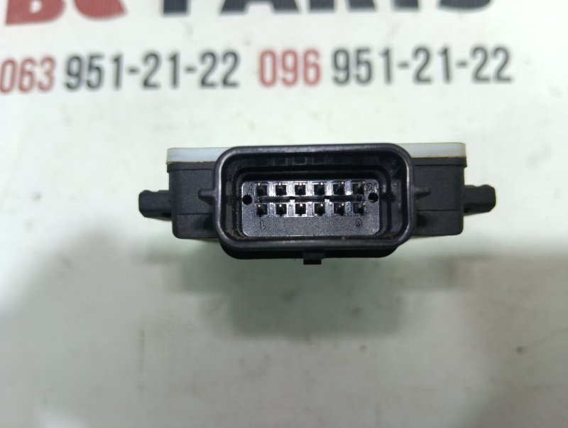 Датчик слепых зон задний Rogue 2021 T33 2.5