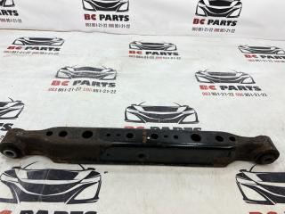 Рычаг подвески нижний задний Nissan Rogue T32 QR25 2.5 Рычаг подвески нижний задний Nissan Rogue T32 QR25 2.5