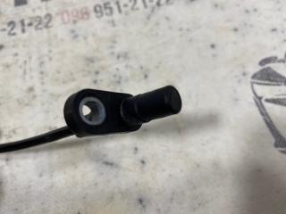 Датчик ABS задний Nissan Rogue T32