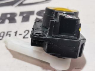 Мотор печки Nissan Rogue T32 QR25 2.5 Мотор печки Nissan Rogue T32 QR25 2.5