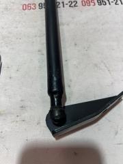 Амортизатор крышки багажника задний левый Nissan Rogue T32 QR25 2.5