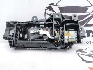 Кронштейн ручки двери задний правый Q5 2017-2023 80A 2.0 Кронштейн ручки двери задний правый Q5 2017-2023 80A 2.0