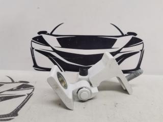 Петля двери Audi Q3 83A 2.0