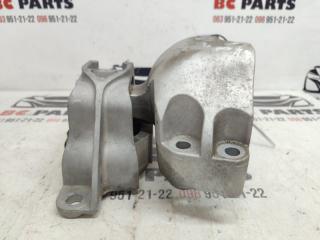 Подушка двигателя правая Nissan Rogue T33 2.5 Подушка двигателя правая Nissan Rogue T33 2.5
