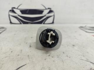 Крепление солнцезащитного козырька правое Rogue 2021 T33 2.5 Крепление солнцезащитного козырька правое Rogue 2021 T33 2.5