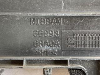 Накладка крыла передняя Nissan Rogue T33 2.5