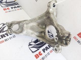 Цапфа передняя правая Nissan Rogue T33 2.5 Цапфа передняя правая Nissan Rogue T33 2.5
