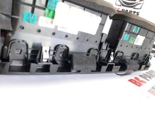 Блок управления климат-контролем Rogue 2021 T33 2.5 Блок управления климат-контролем Rogue 2021 T33 2.5