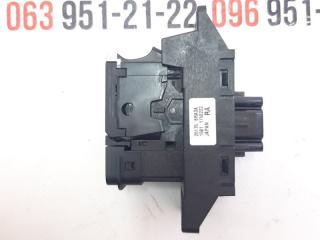 Кнопка стояночного тормоза Nissan Rogue T33 2.5 Кнопка стояночного тормоза Nissan Rogue T33 2.5